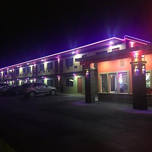 Villa Park Motel